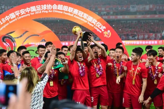 文班：随着阅历不断增加 我正在逐步建立属于自己的篮球处世哲学